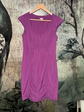 Athleta Little Travel Dress Women's Medium Purple Zip Pocket Light Weight Rare